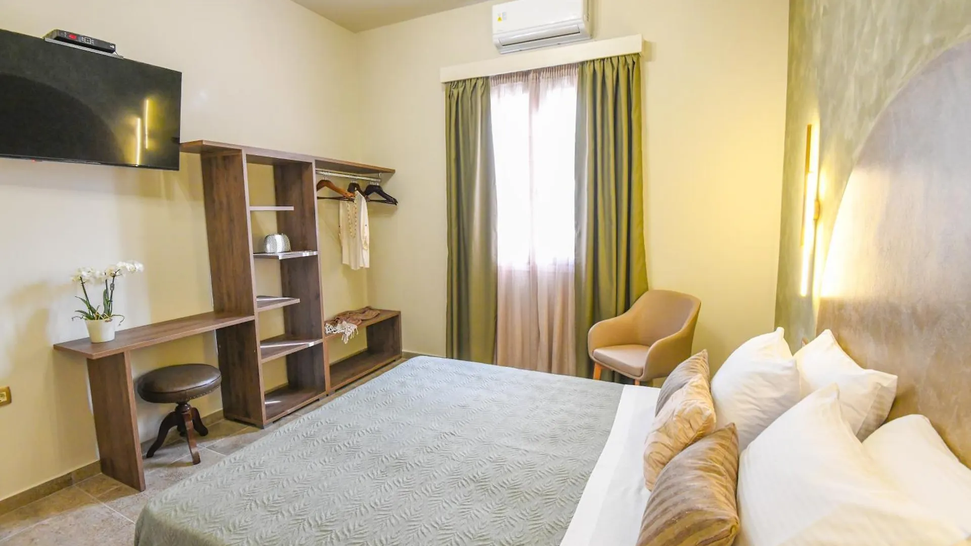 Vivis Hub Aparthotel Argostoli  0*, Argostoli (Kefalonia)