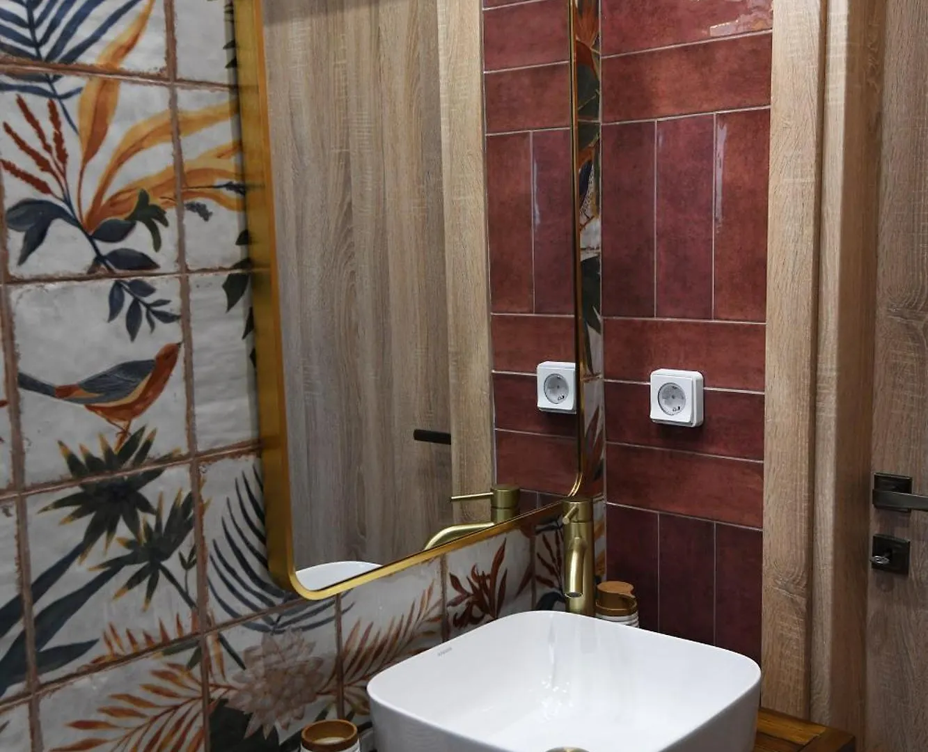 Vivis Hub Aparthotel Argostoli   Argostoli (Kefalonia)